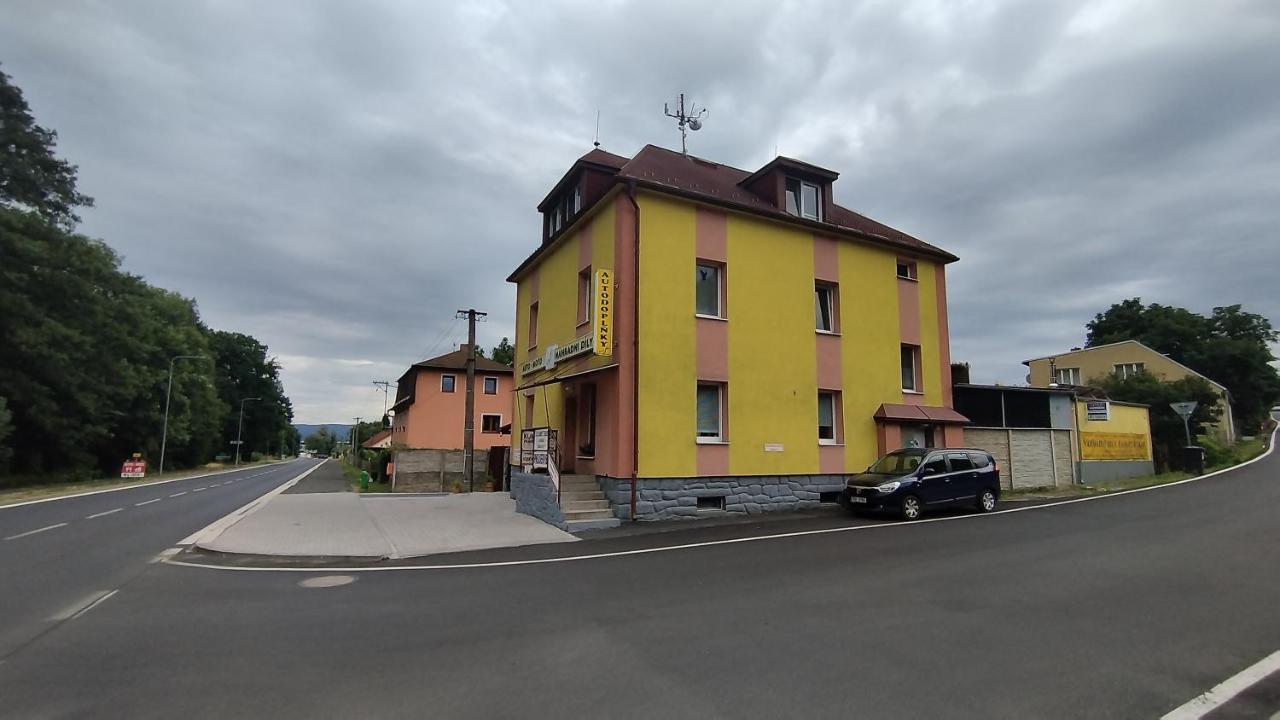 Apartman Amsel Ostrov (Karlovy Vary) Exterior foto