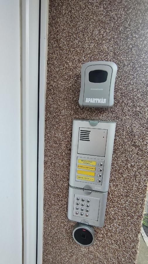 Apartman Amsel Ostrov (Karlovy Vary) Exterior foto